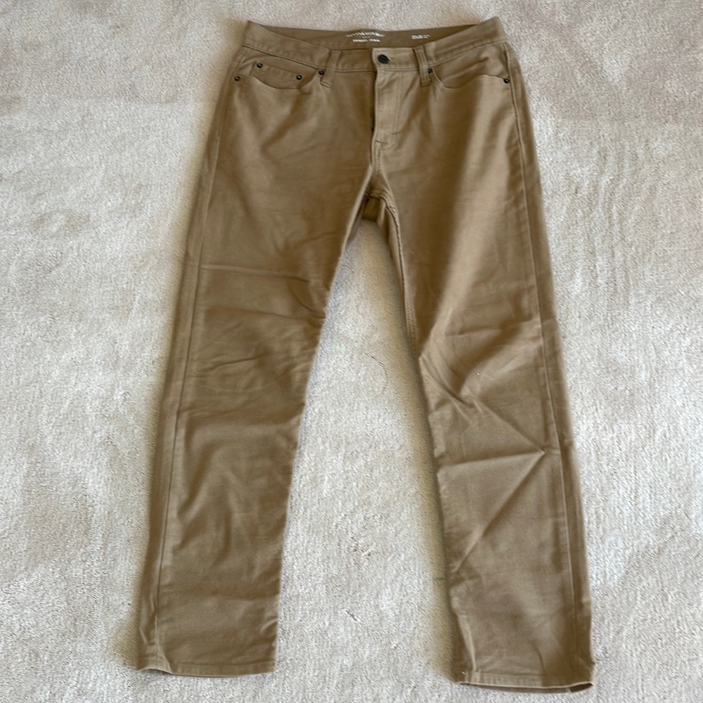 Banana Republic- Men’s Stretch Travel Jean